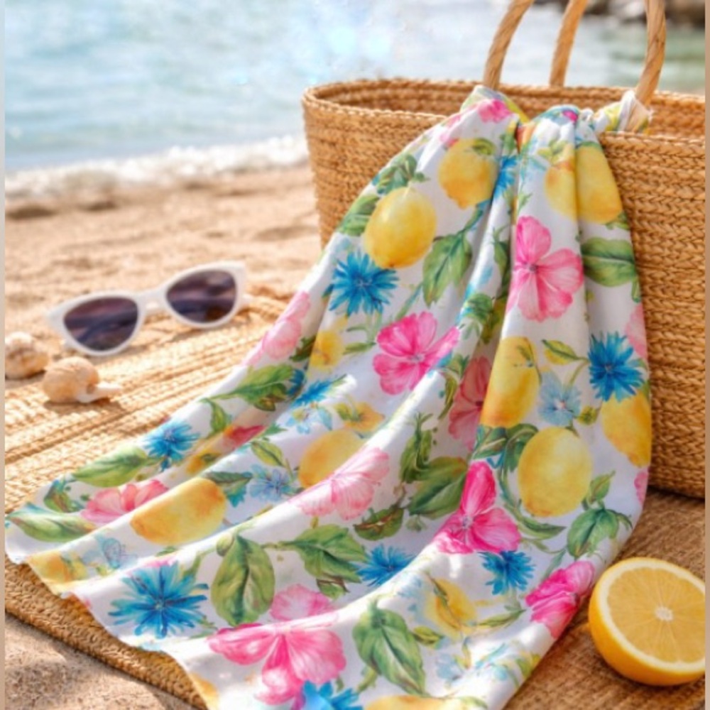Amalfi Coast Silk Blend Lemon Square Scarf NWT